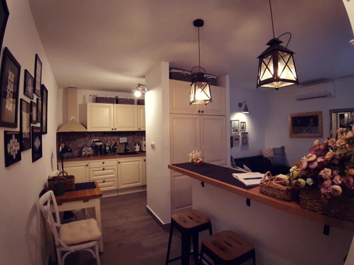 Liza'S Downtown Apartment Hvar Town Luaran gambar