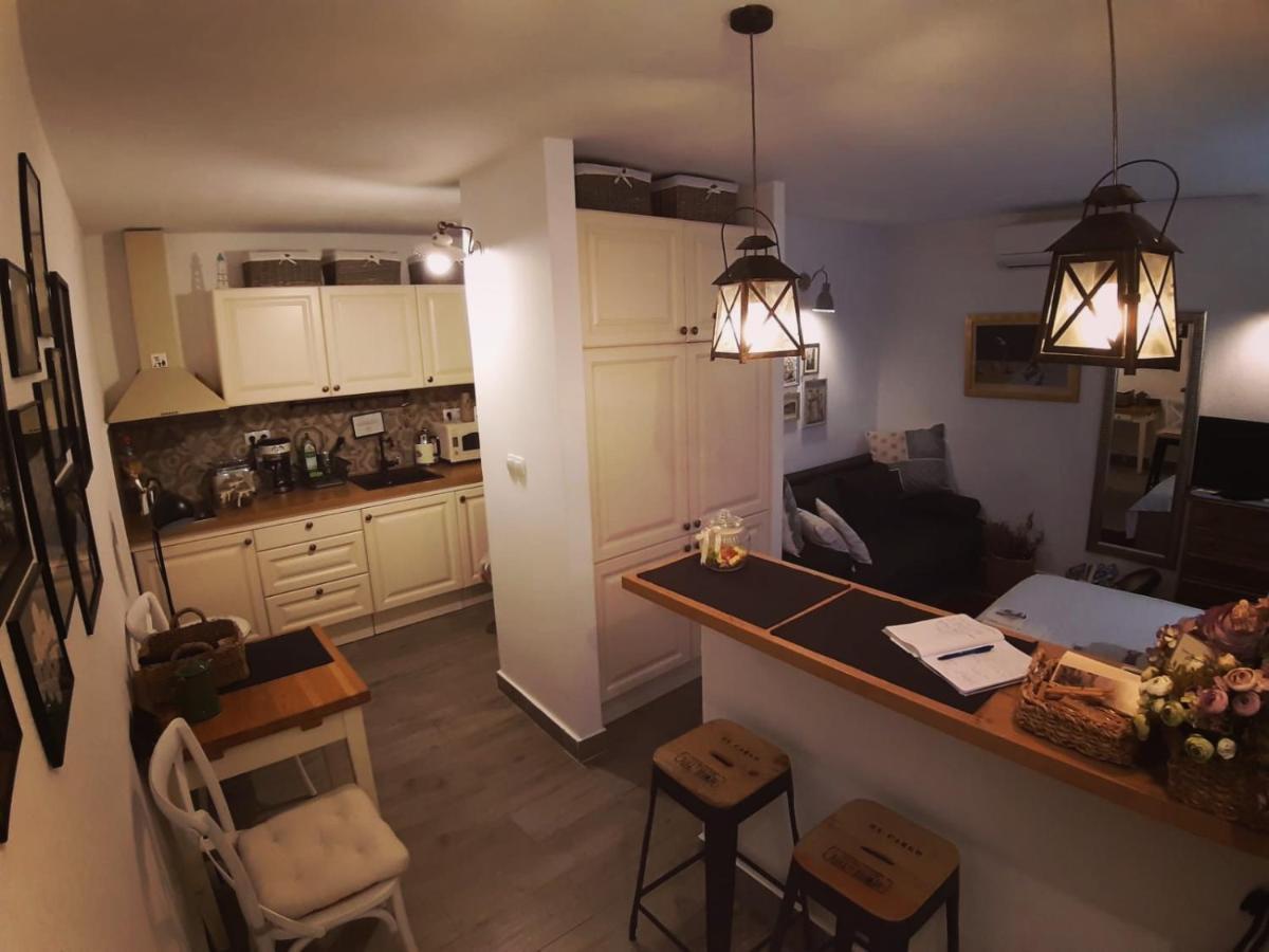 Liza'S Downtown Apartment Hvar Town Luaran gambar