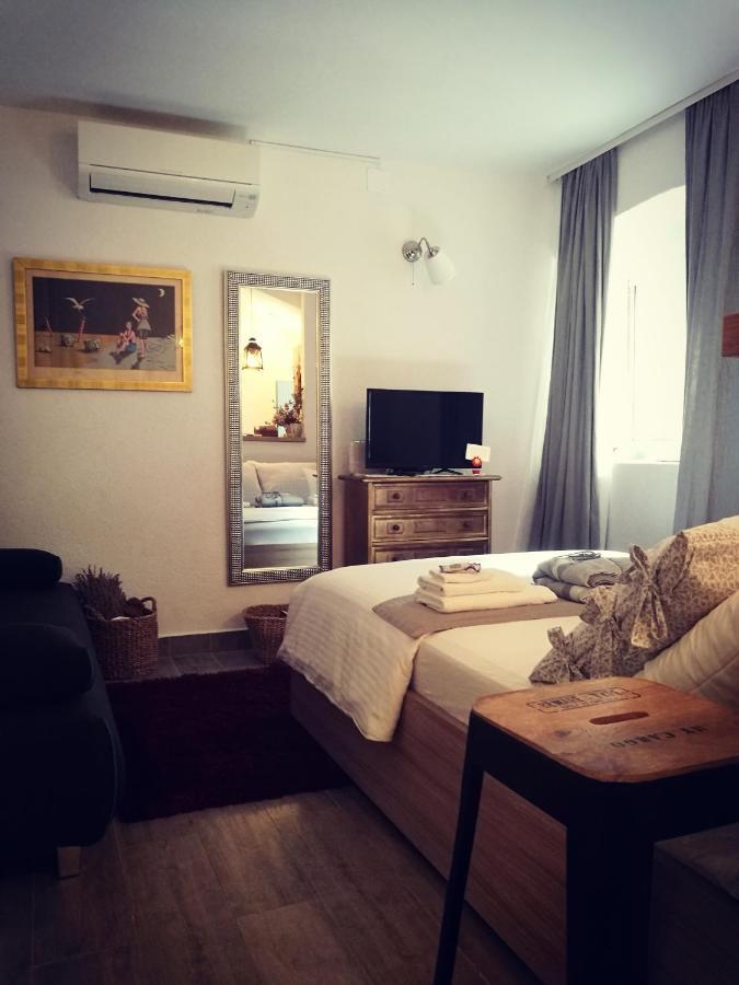 Liza'S Downtown Apartment Hvar Town Luaran gambar